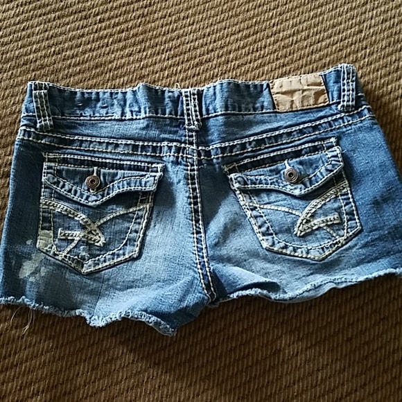 Jean Shorts - Picture 2 of 4